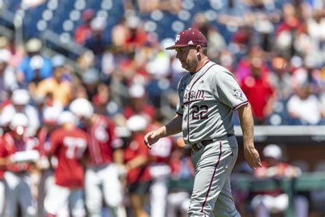 videos vazados no twitter|A&M baseball coach reaffirms commitment to school in fiery press .